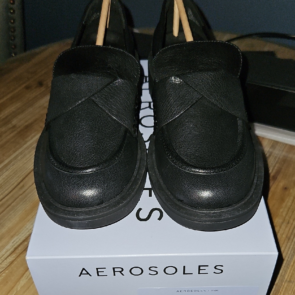 NEW Aerosoles Garett Black Leather Loafers